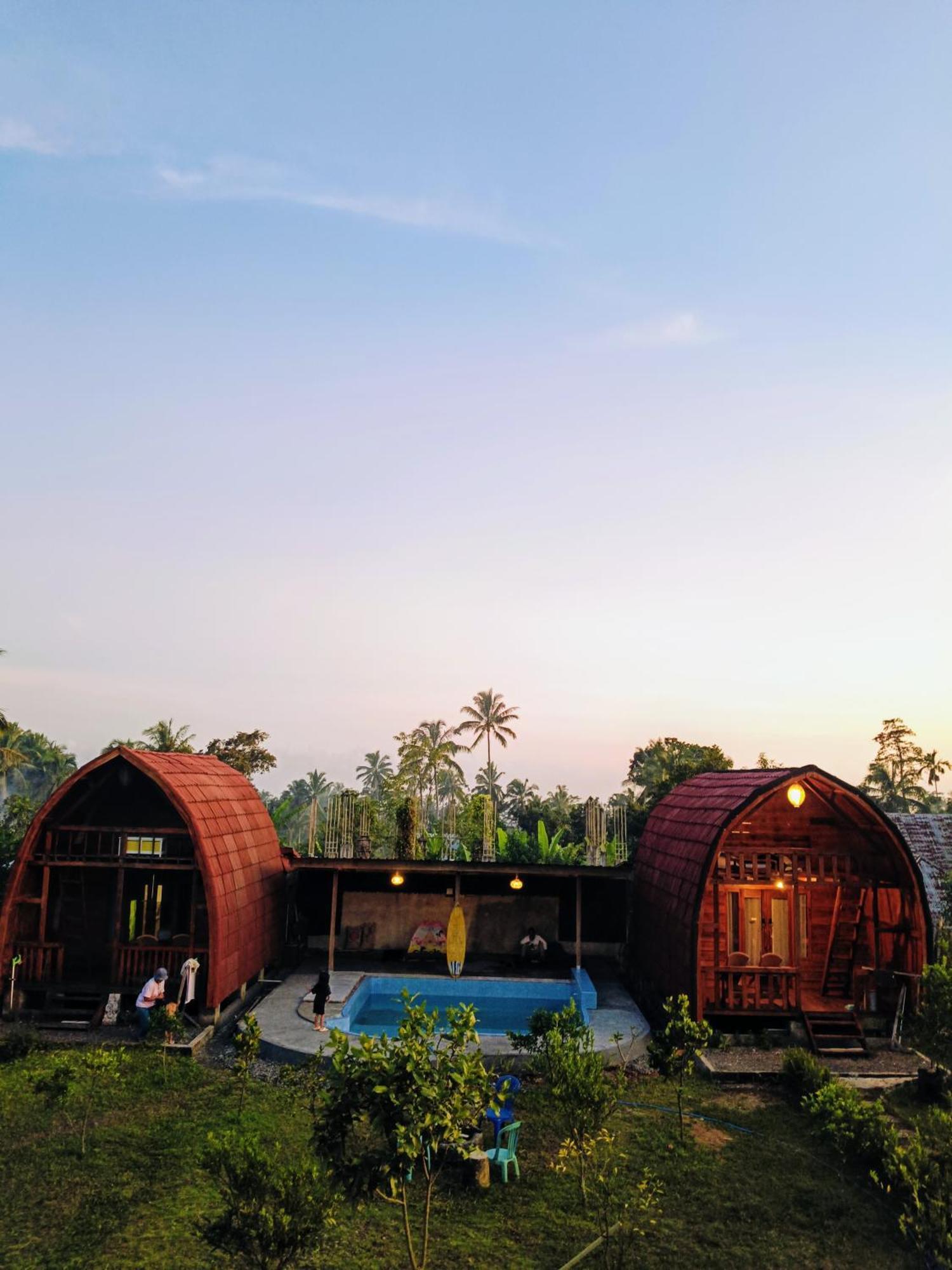Raturinjani Homestay Selong 外观 照片