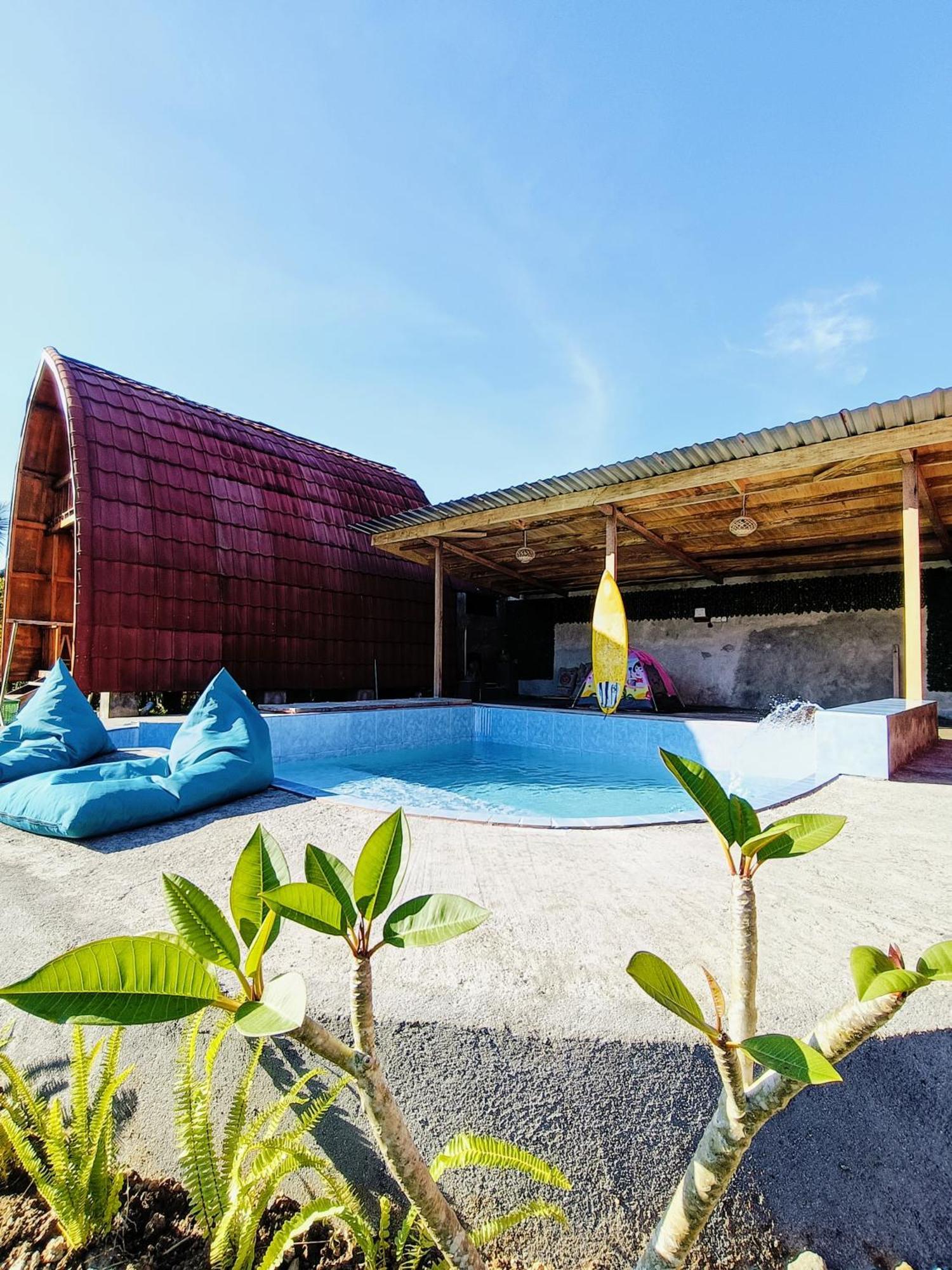 Raturinjani Homestay Selong 外观 照片