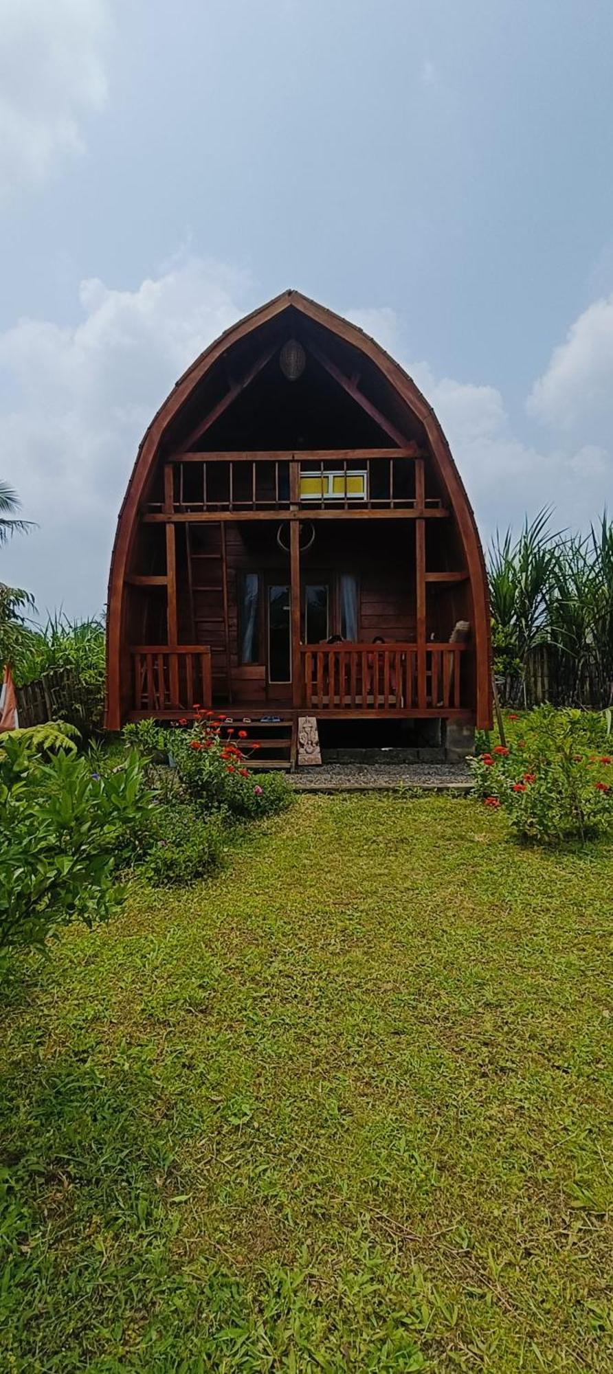 Raturinjani Homestay Selong 外观 照片