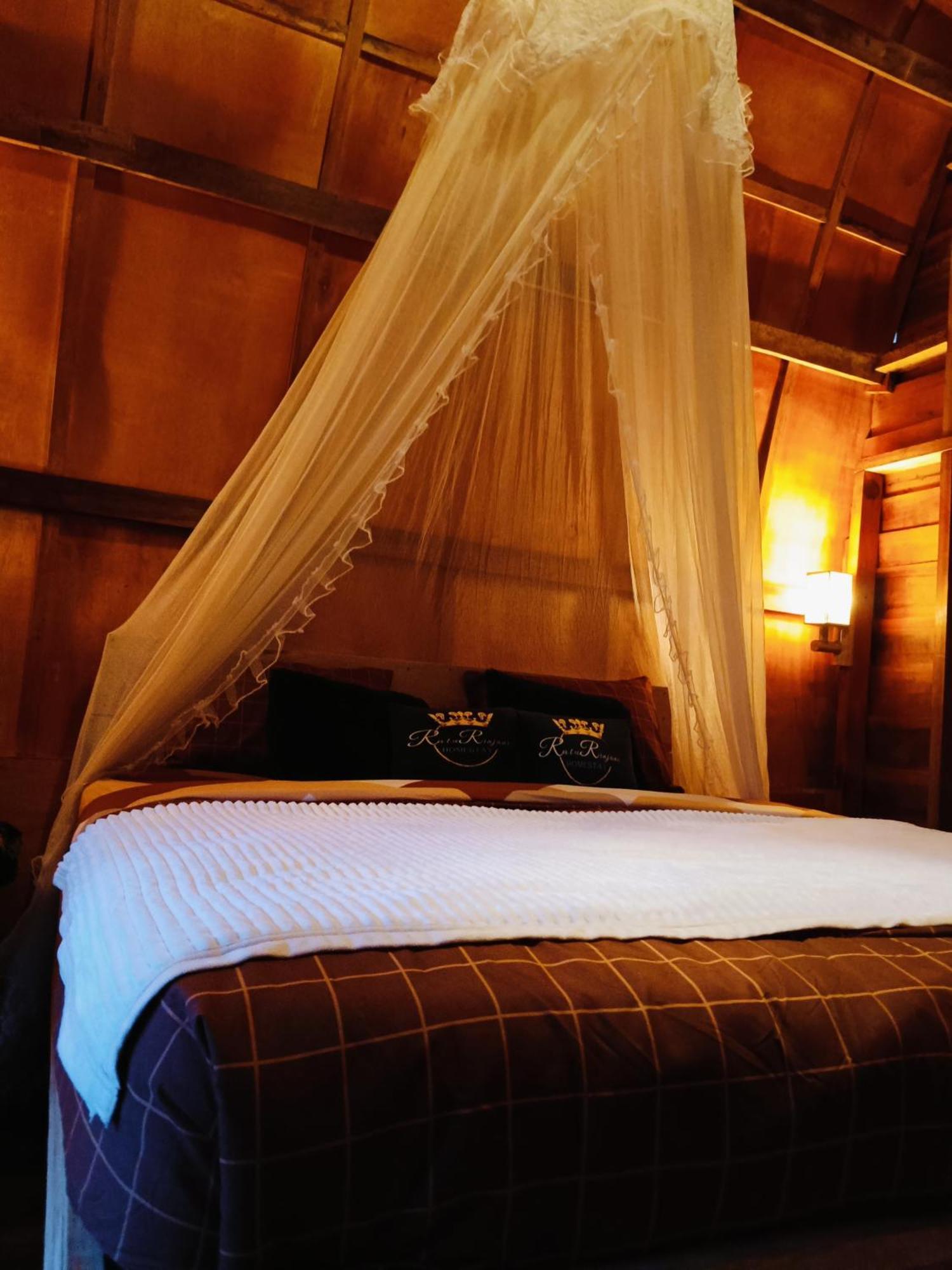 Raturinjani Homestay Selong 外观 照片