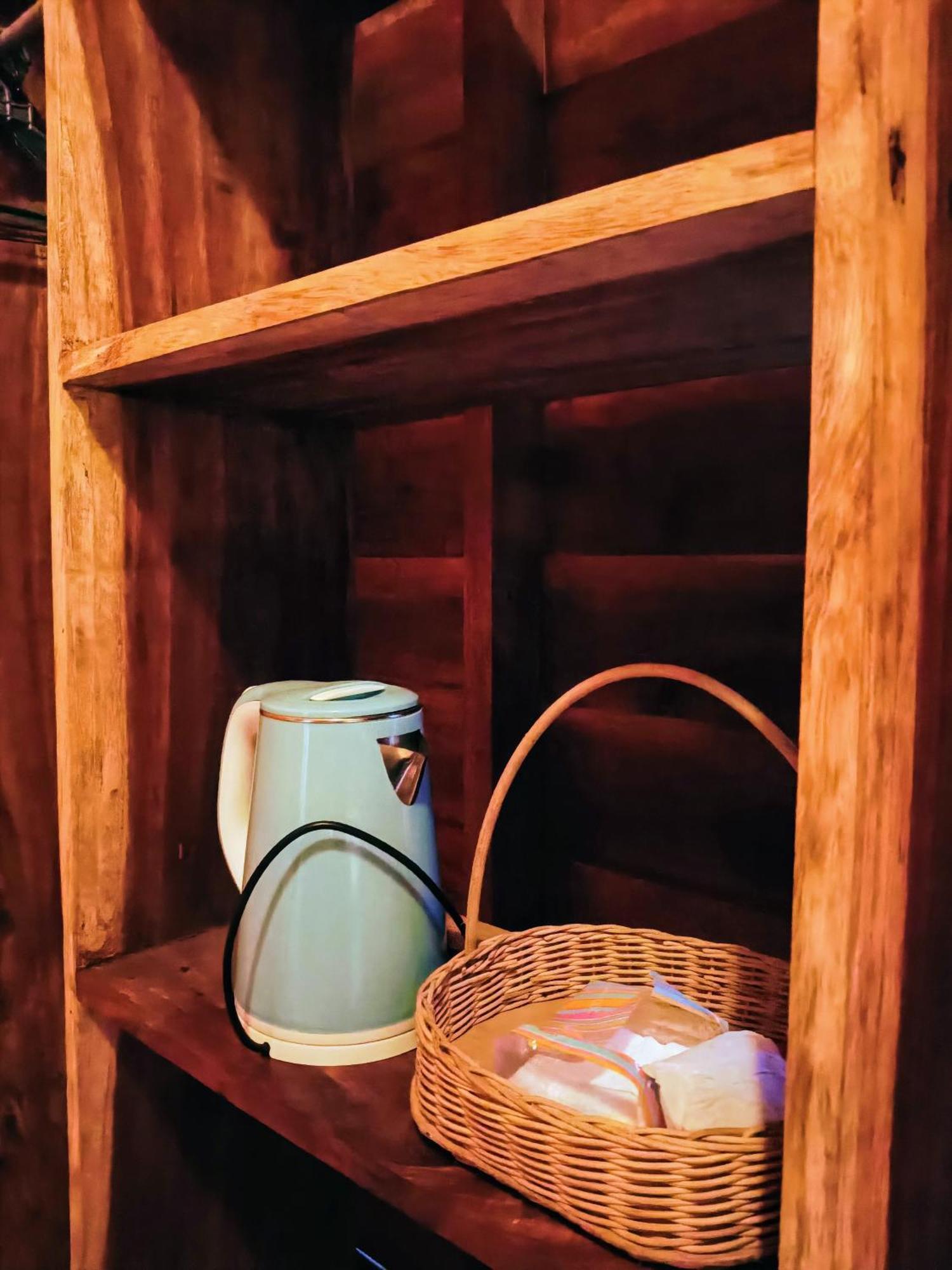 Raturinjani Homestay Selong 外观 照片
